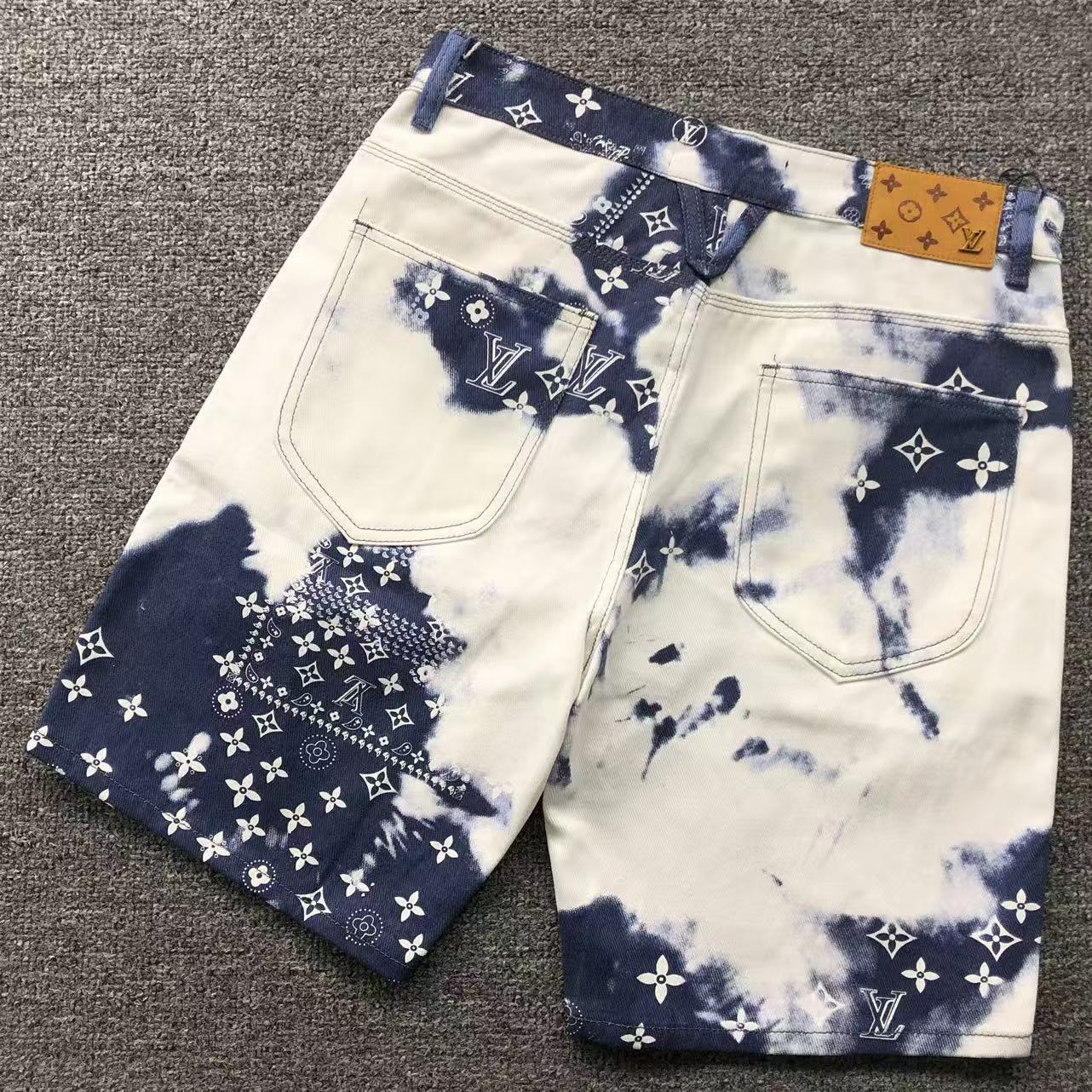 PANTALONCINI LV