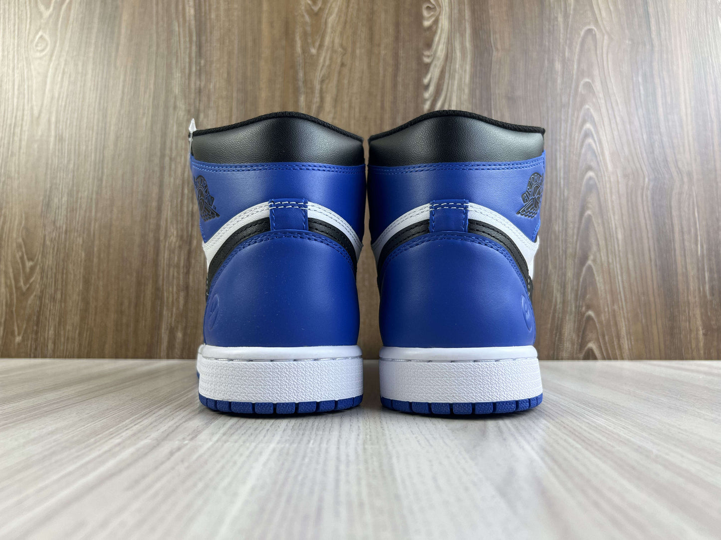 JORDAN 1