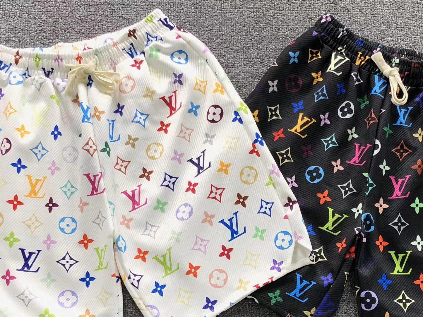 PANTALONCINI LV