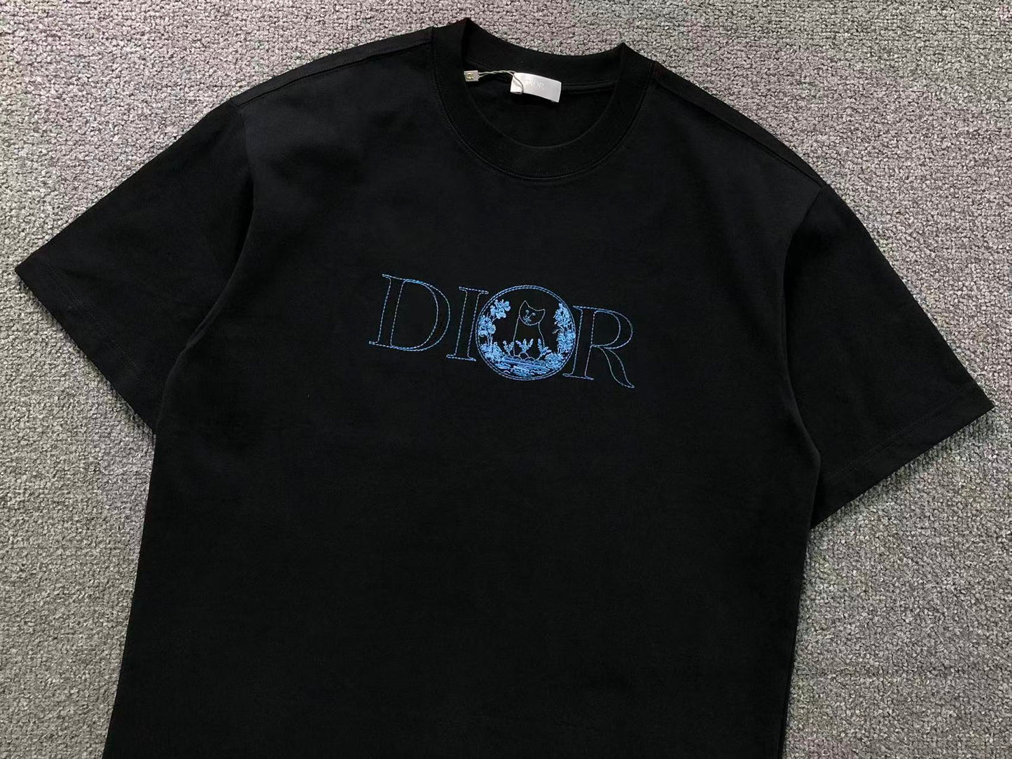 T-SHIRT DIOR