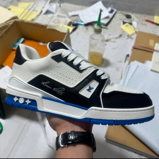 LV TRAINER