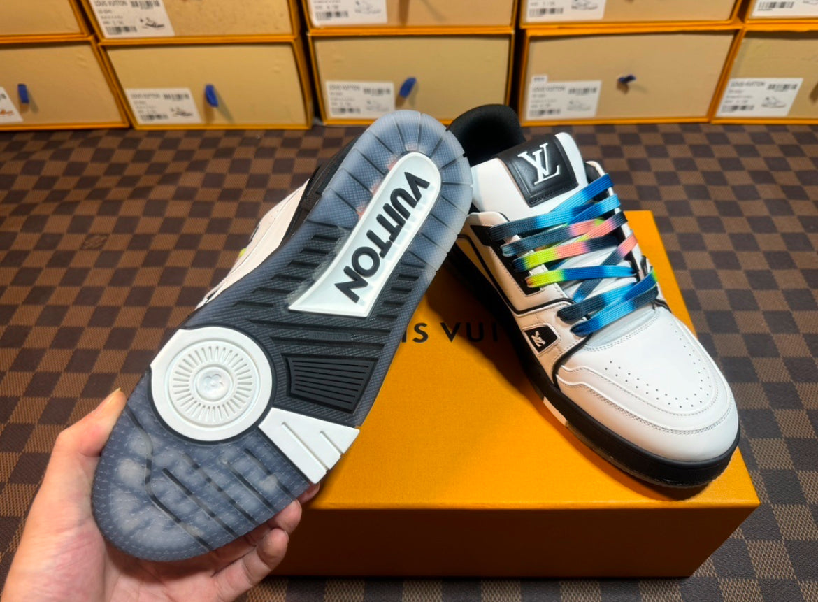 LV TRAINER