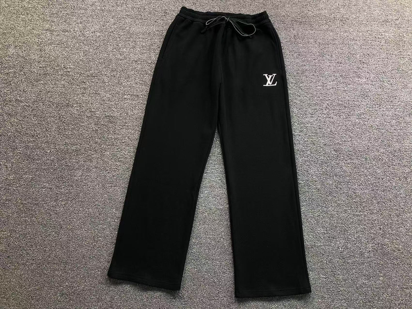 PANTALONI LV