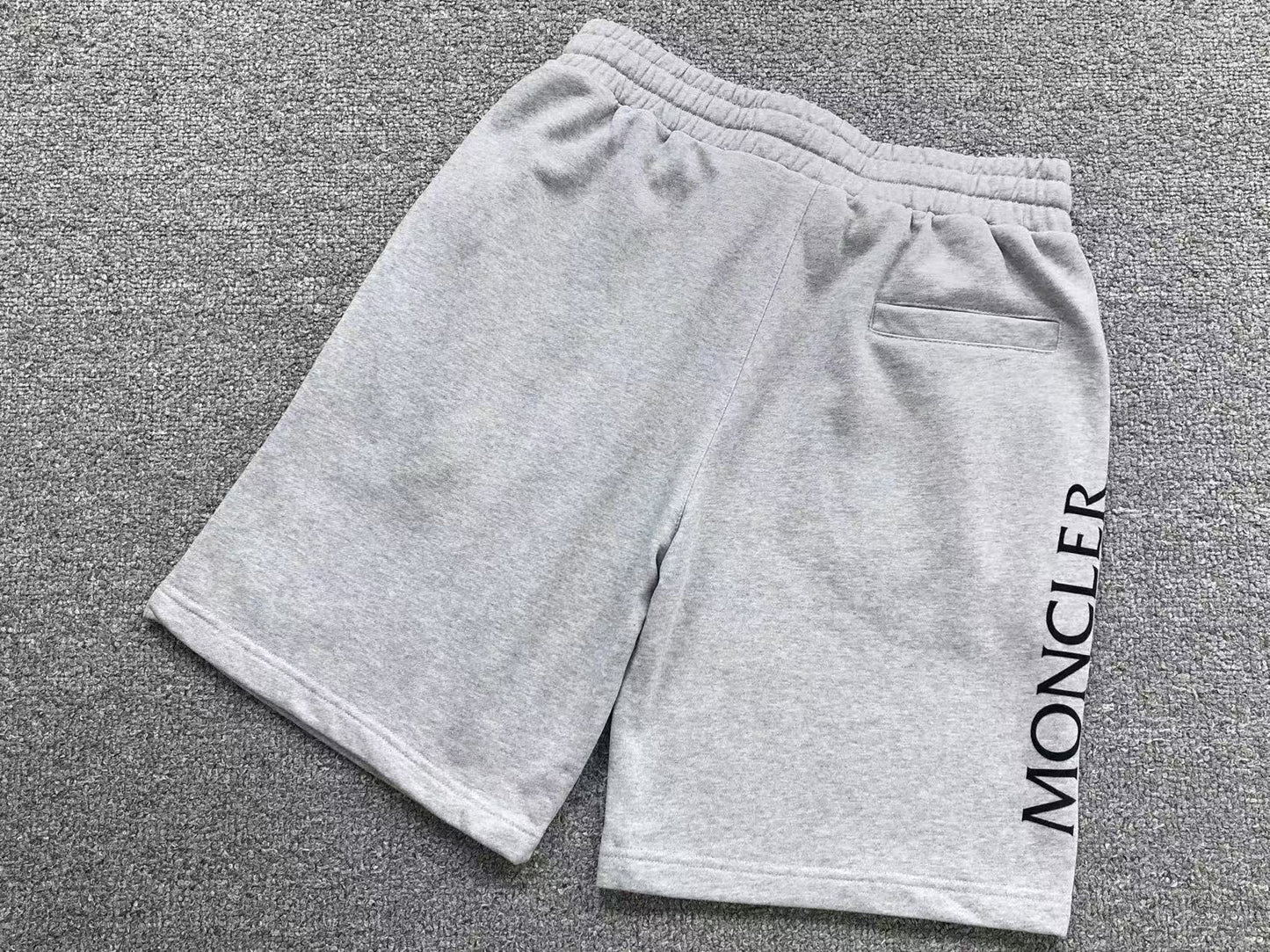 PANTALONCINI MONCLER