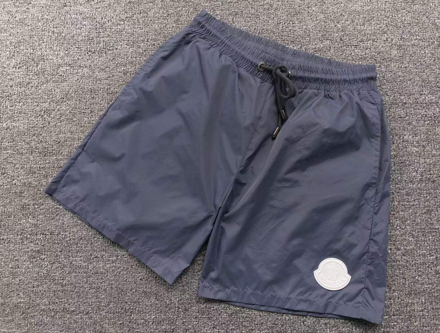 COSTUME MONCLER