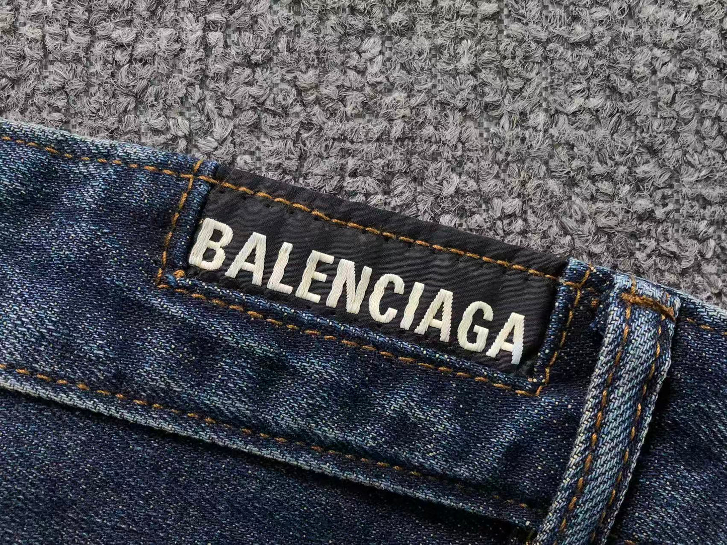 JEANS BALENCIAGA