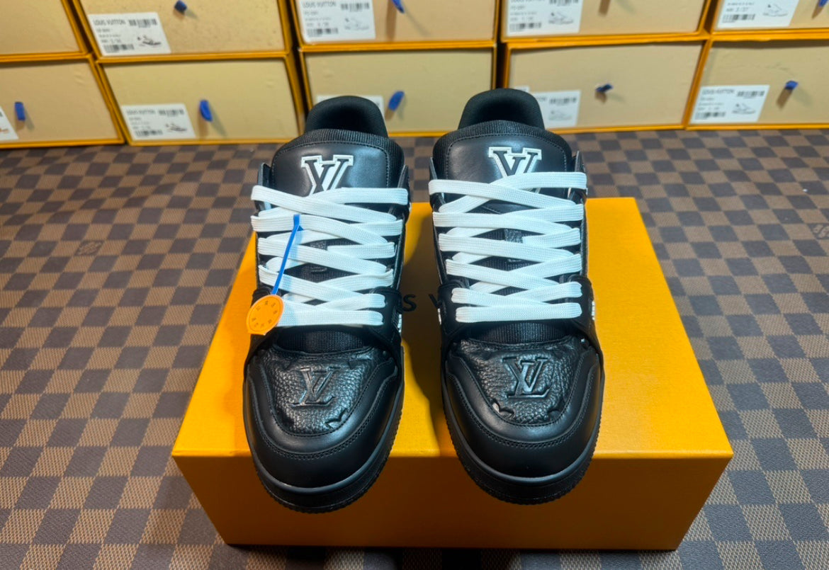 LV TRAINER