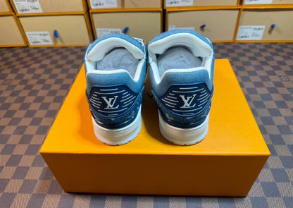 LV TRAINER