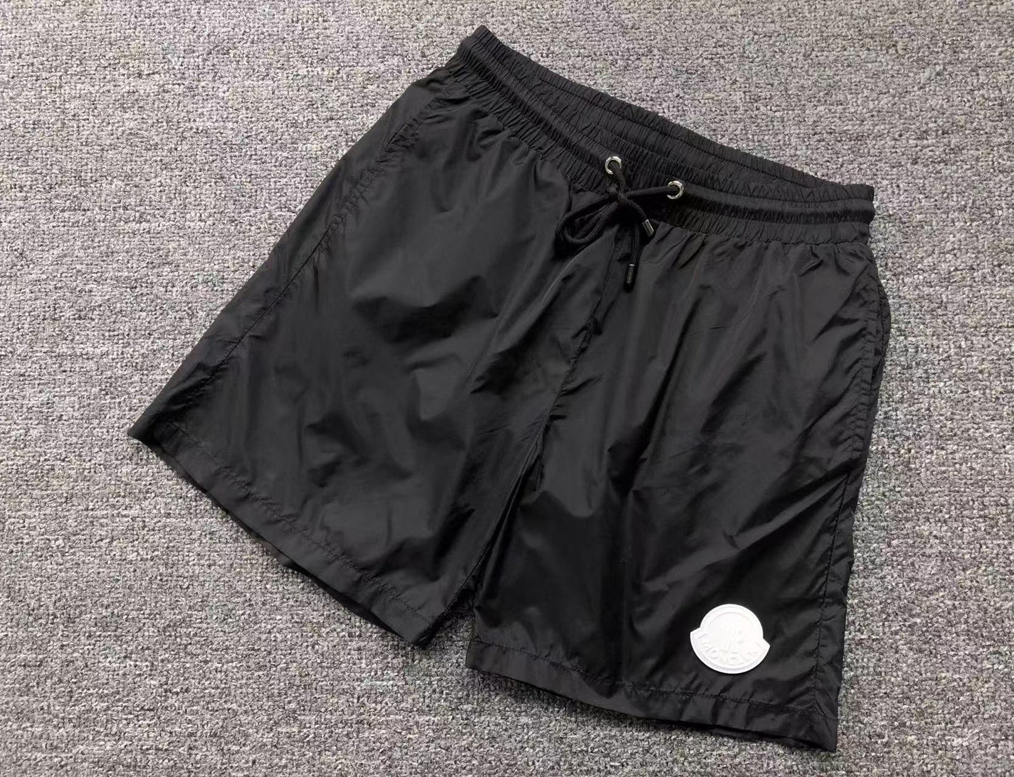COSTUME MONCLER