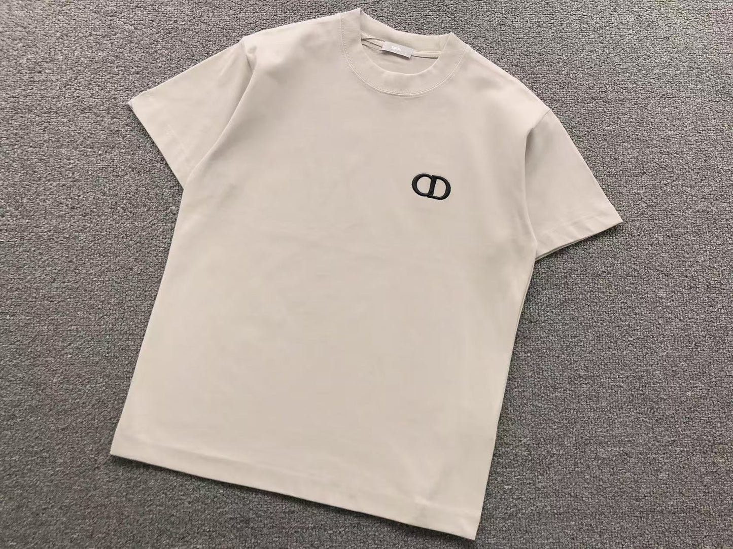 T-SHIRT DIOR