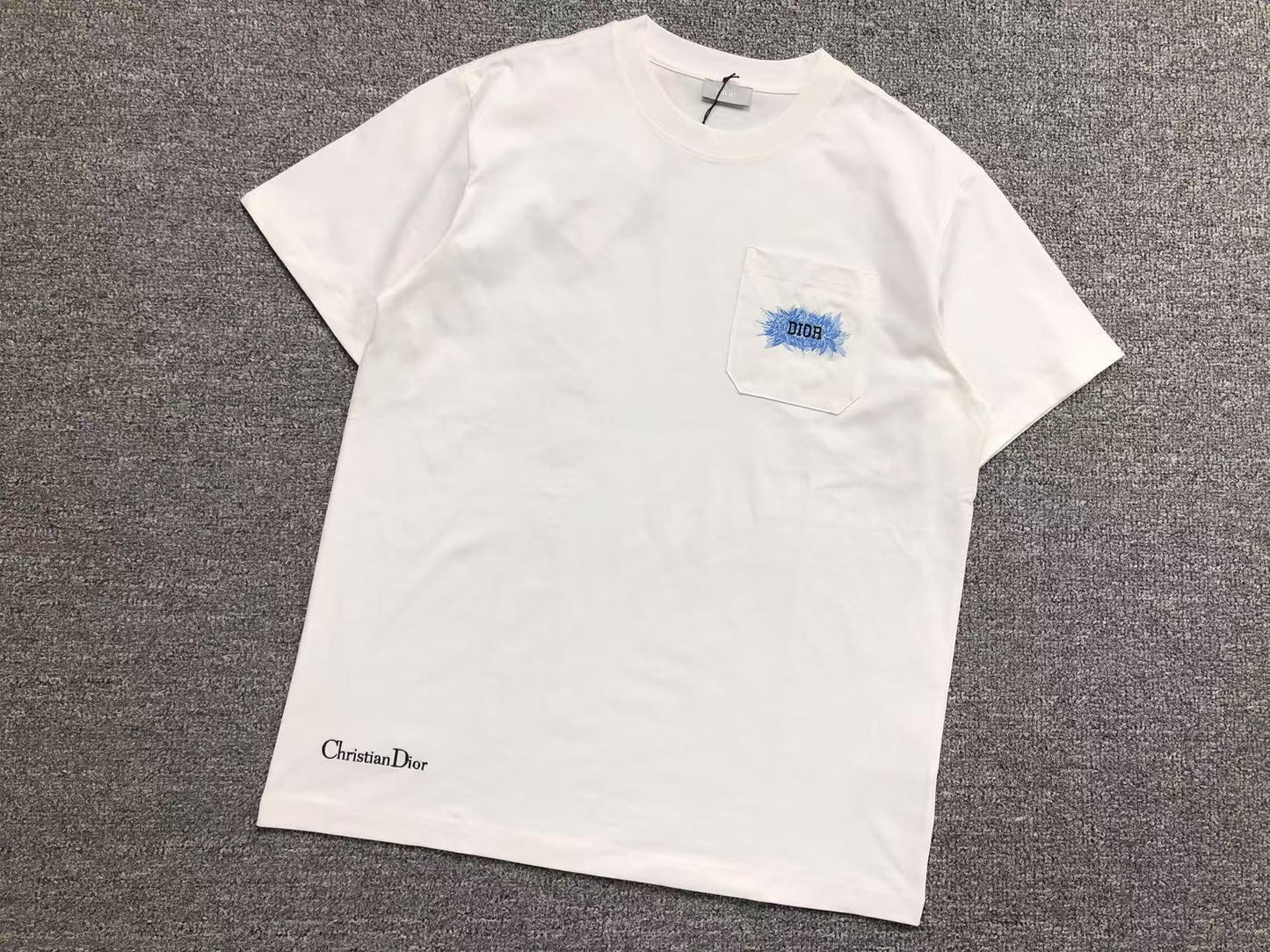 T-SHIRT DIOR