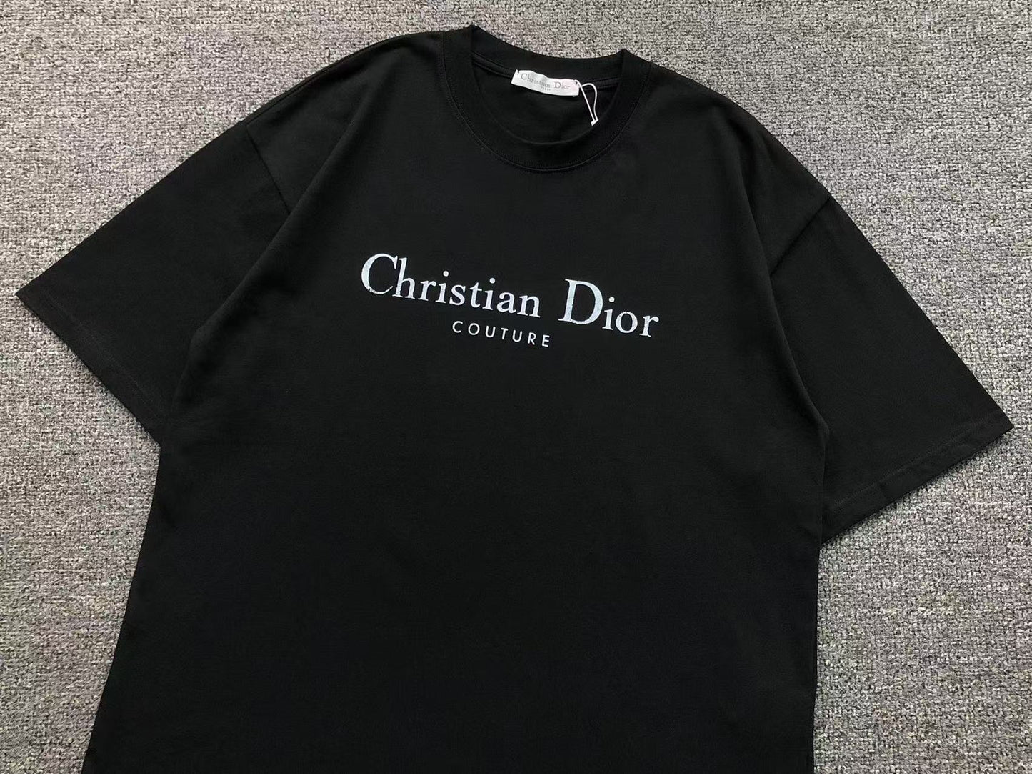 T-SHIRT DIOR