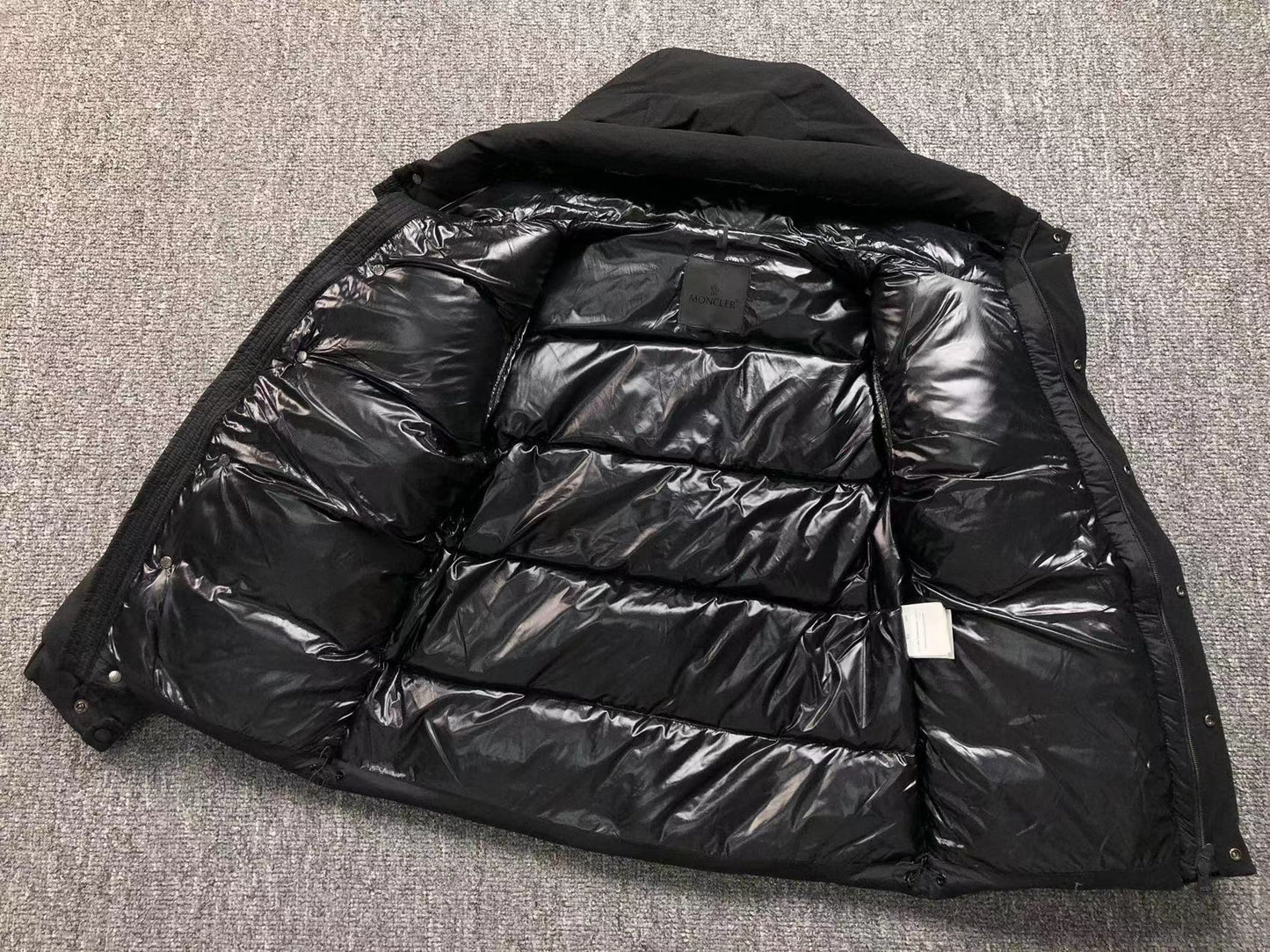 GIACCA MONCLER