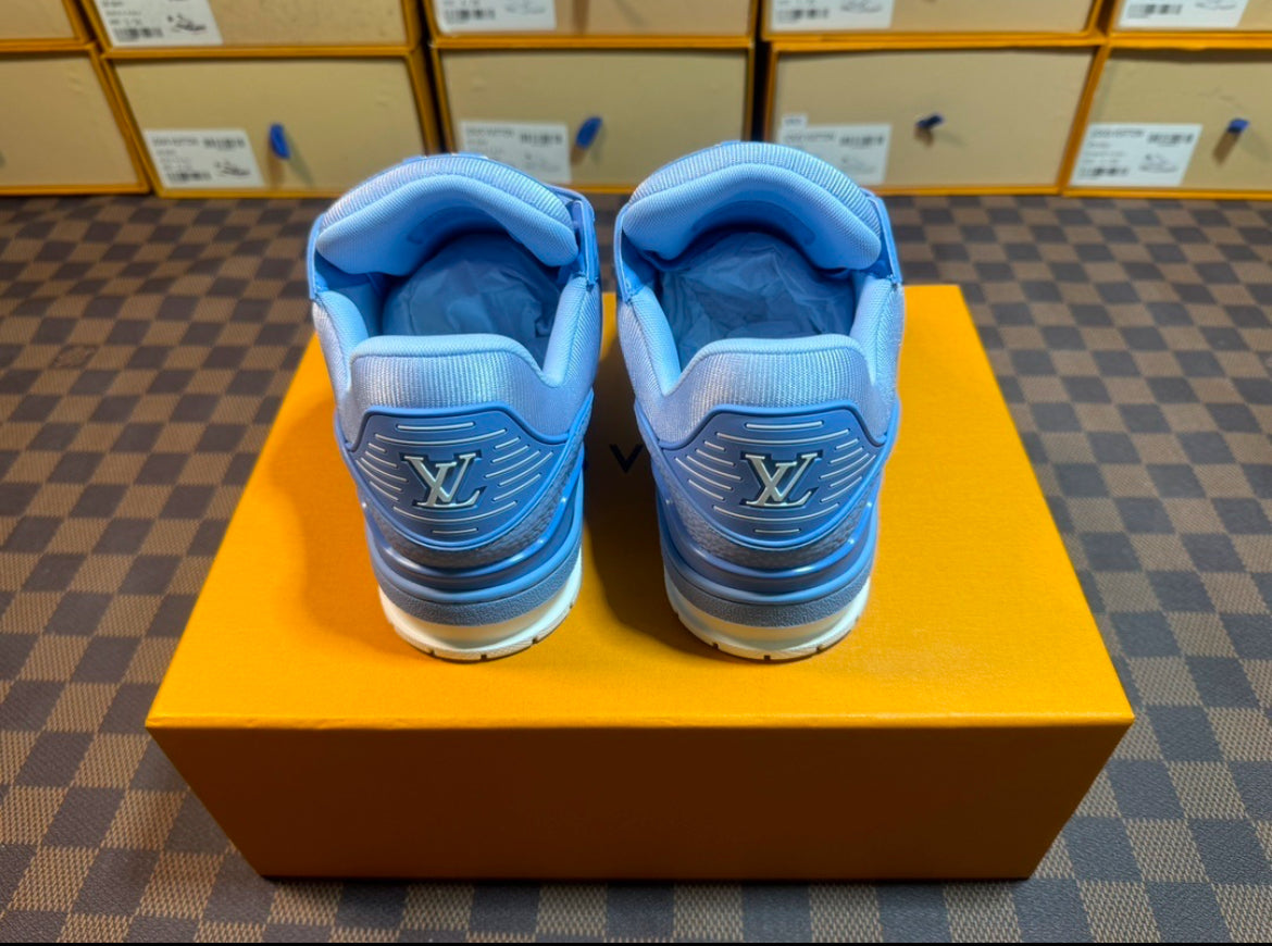 LV TRAINER