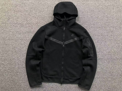TUTA NIKE TECH FLEECE