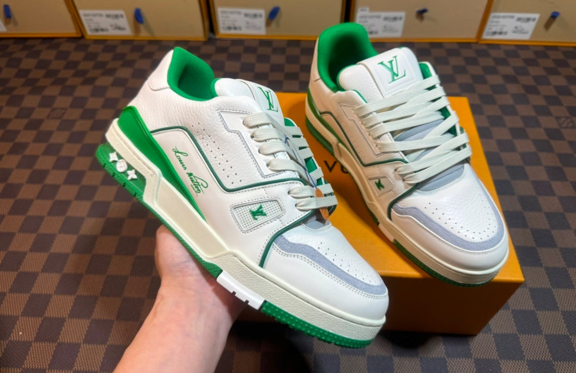 LV TRAINER