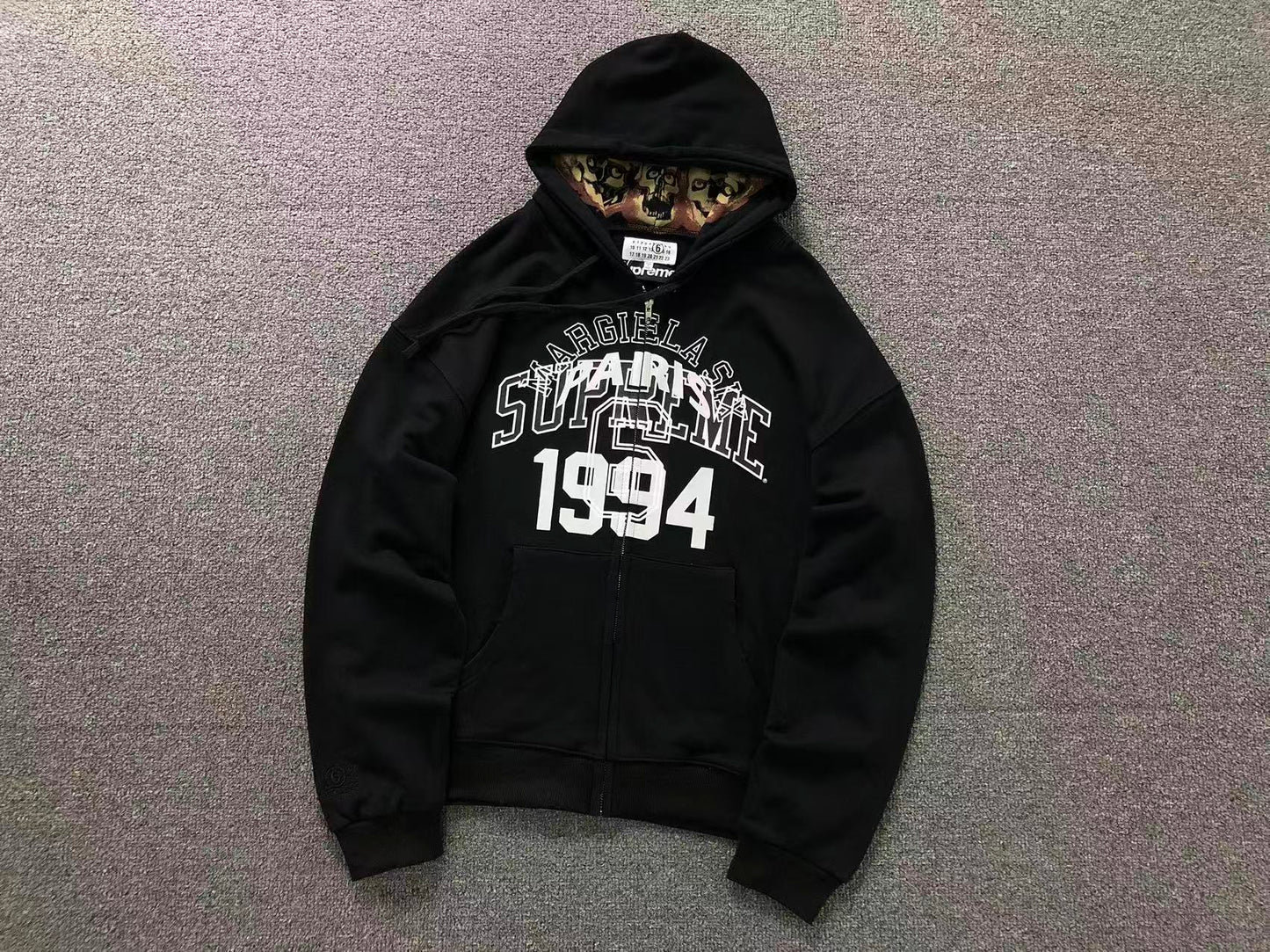 FELPA SUPREME x MAISON MARGELA