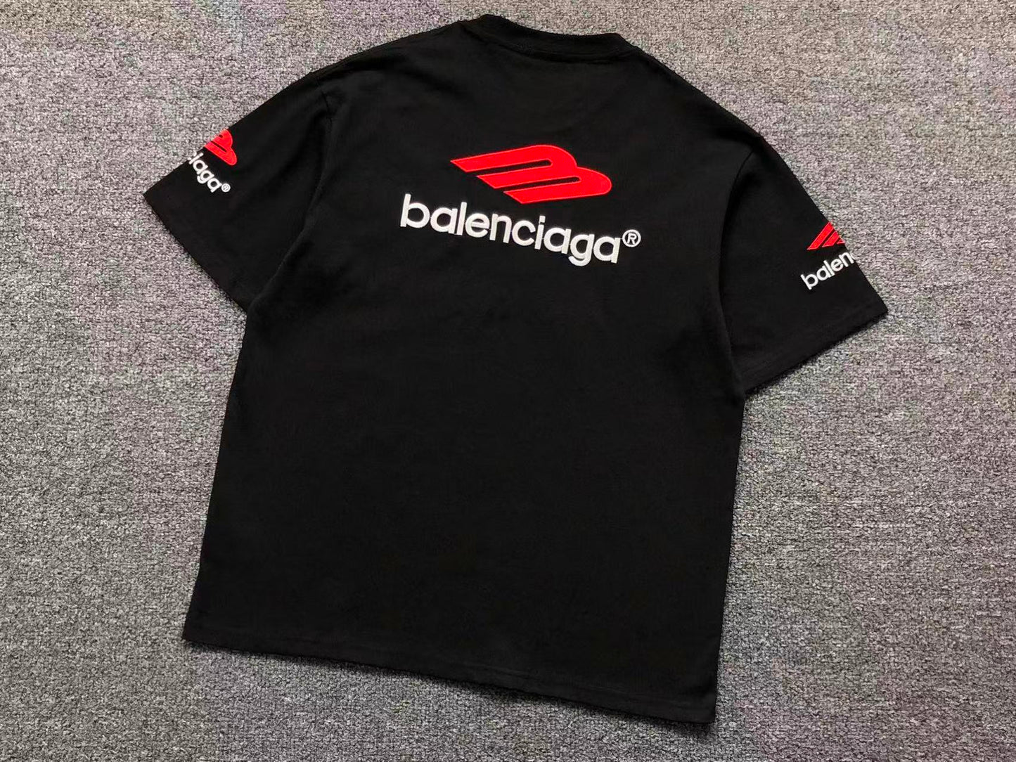 T-SHIRT BALENCIAGA