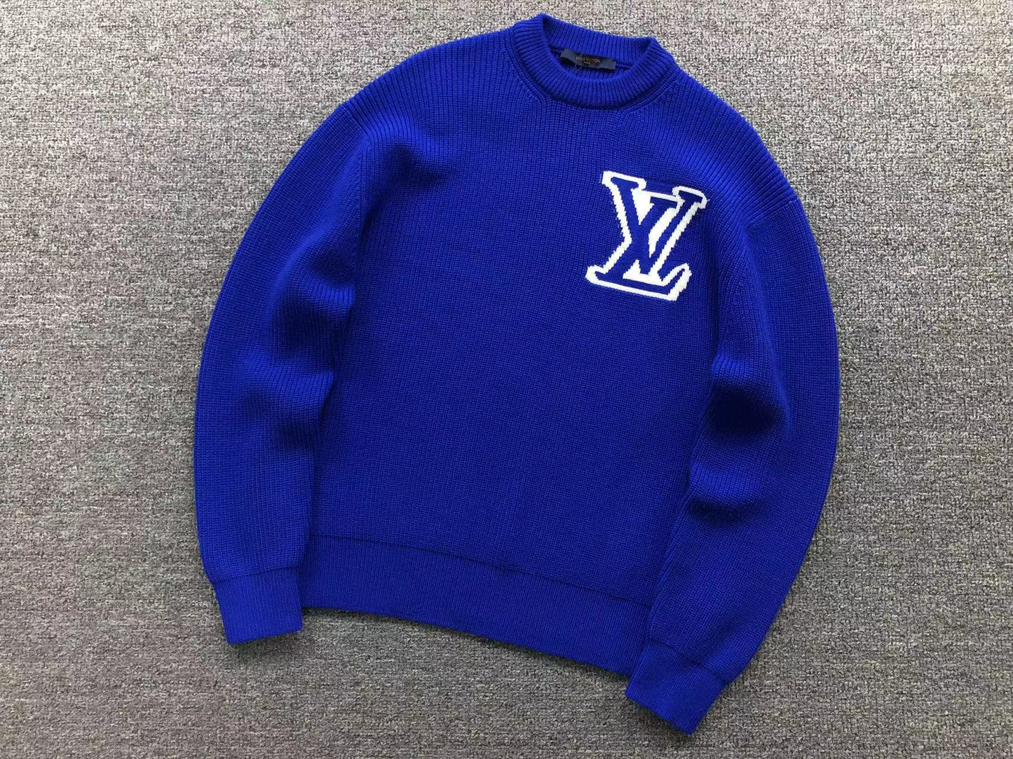 MAGLIONE LV