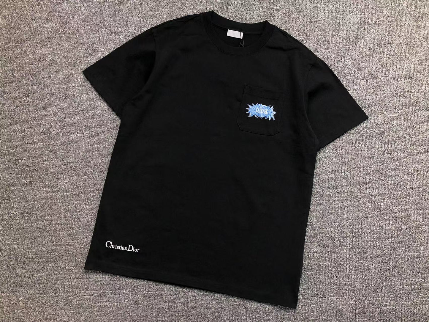 T-SHIRT DIOR