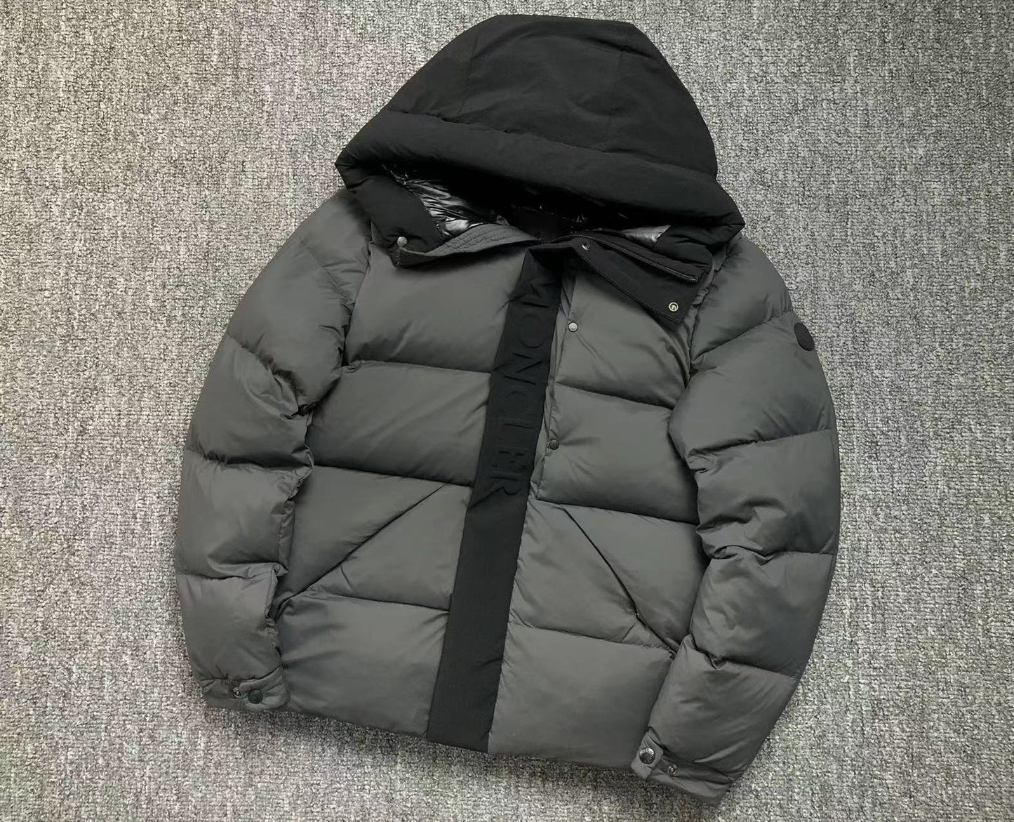 GIACCA MONCLER