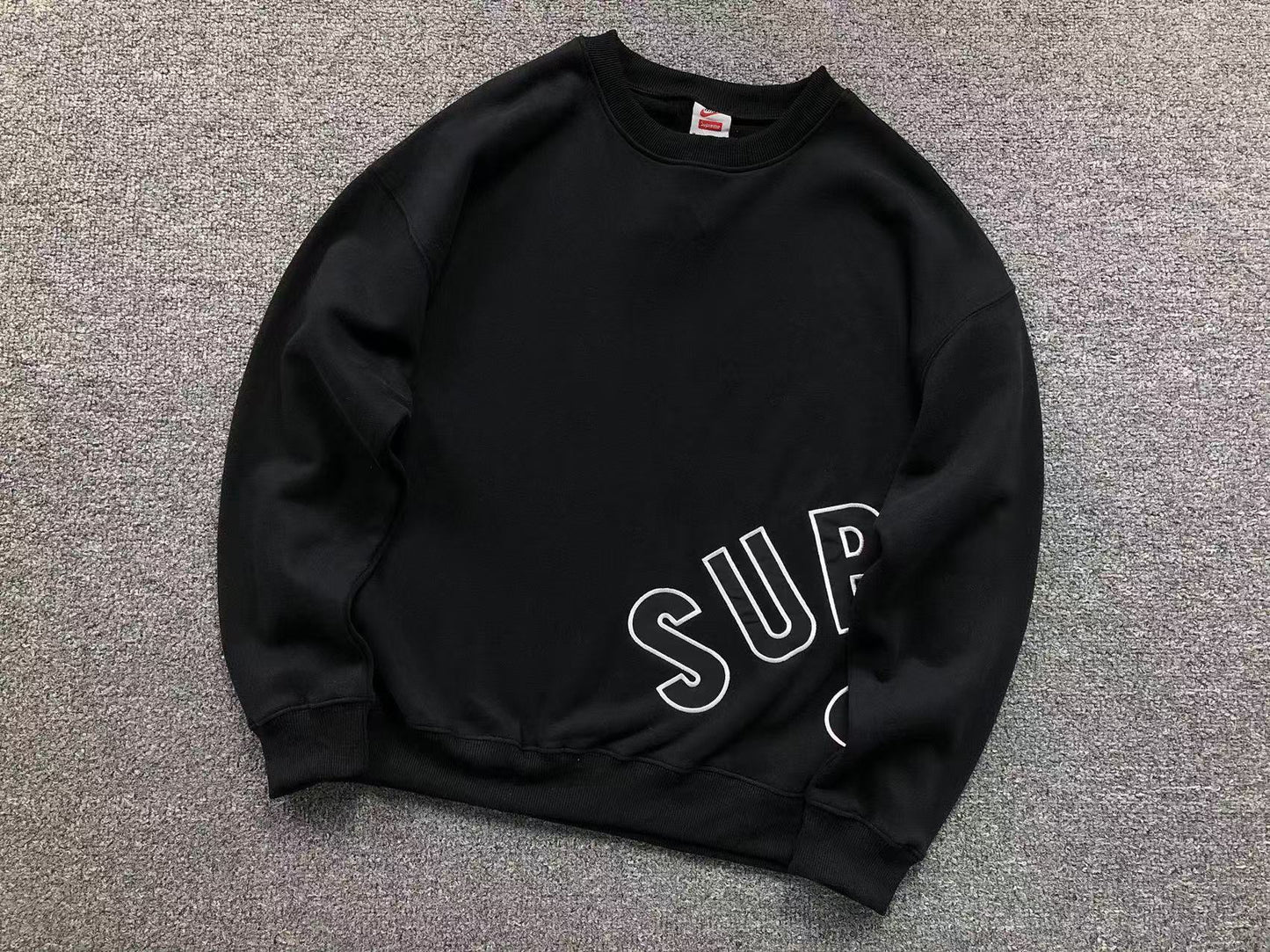 TUTA SUPREME x NIKE