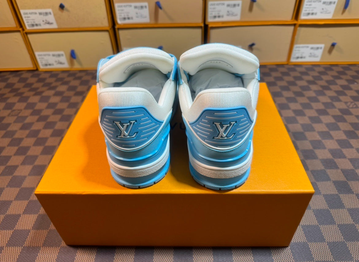 LV TRAINER
