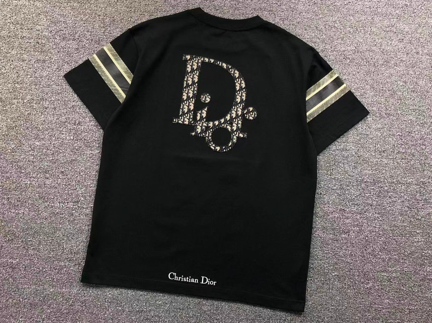 T-SHIRT DIOR