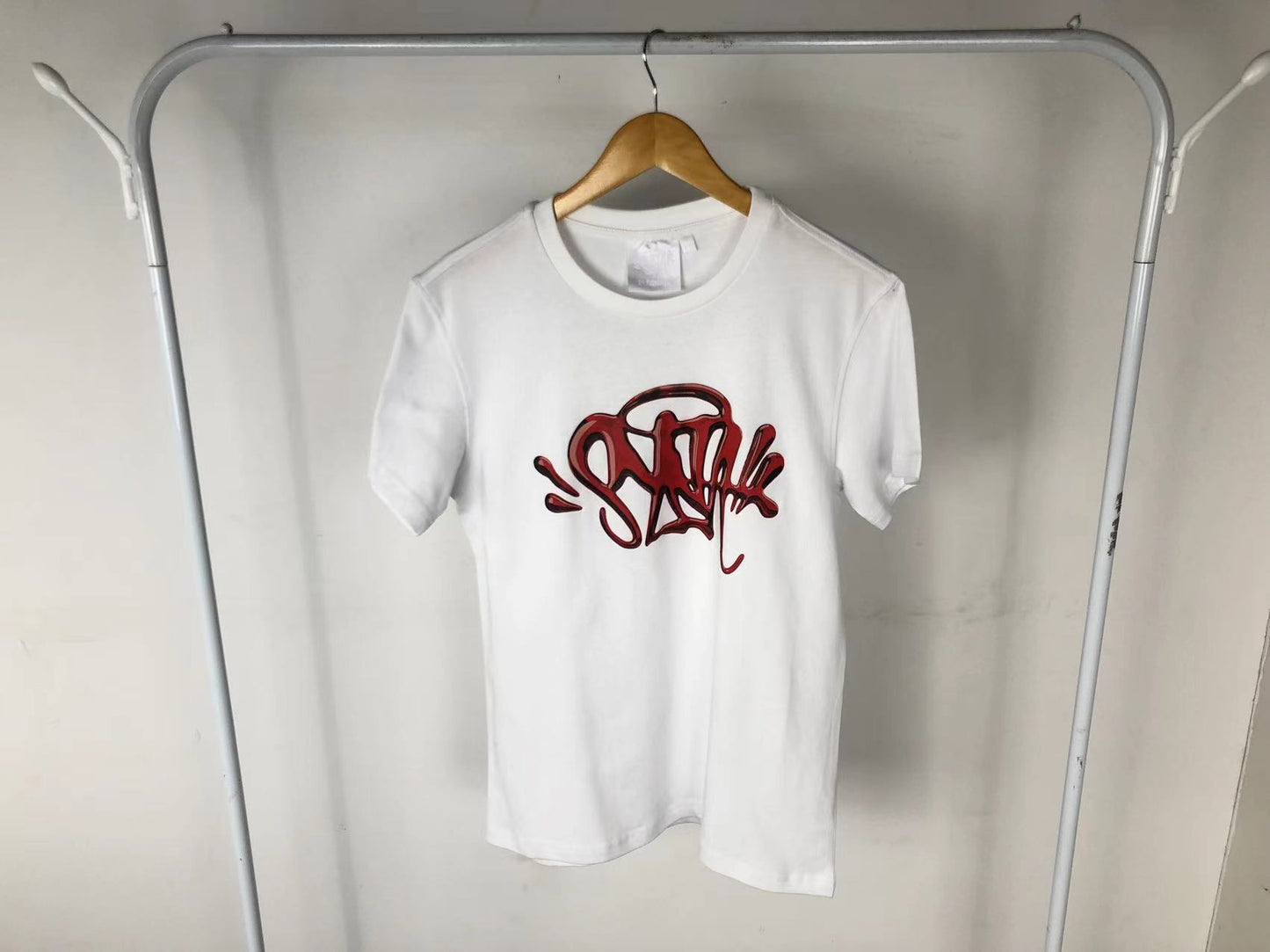 T-SHIRT SYNA WORLD