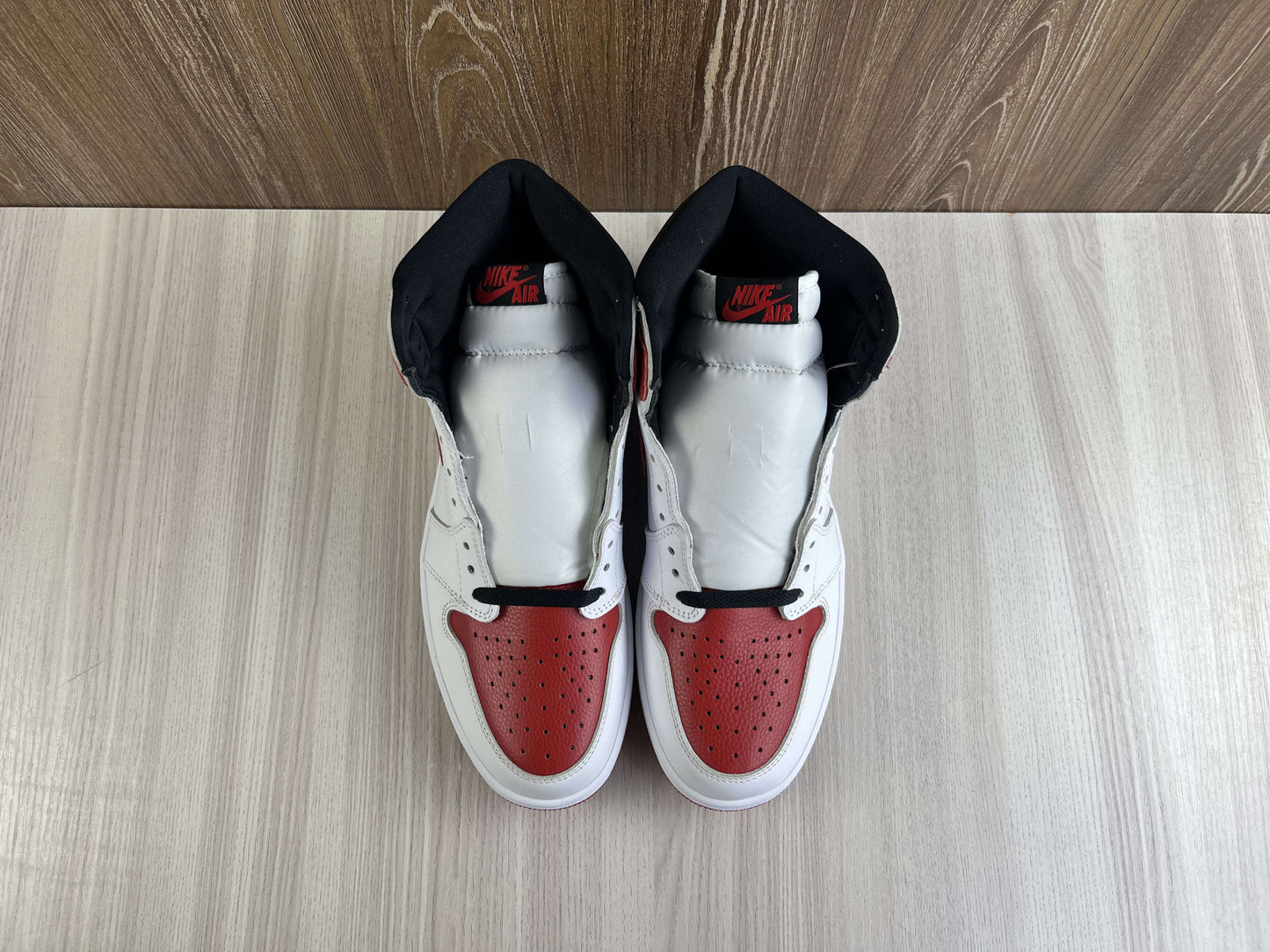 JORDAN 1