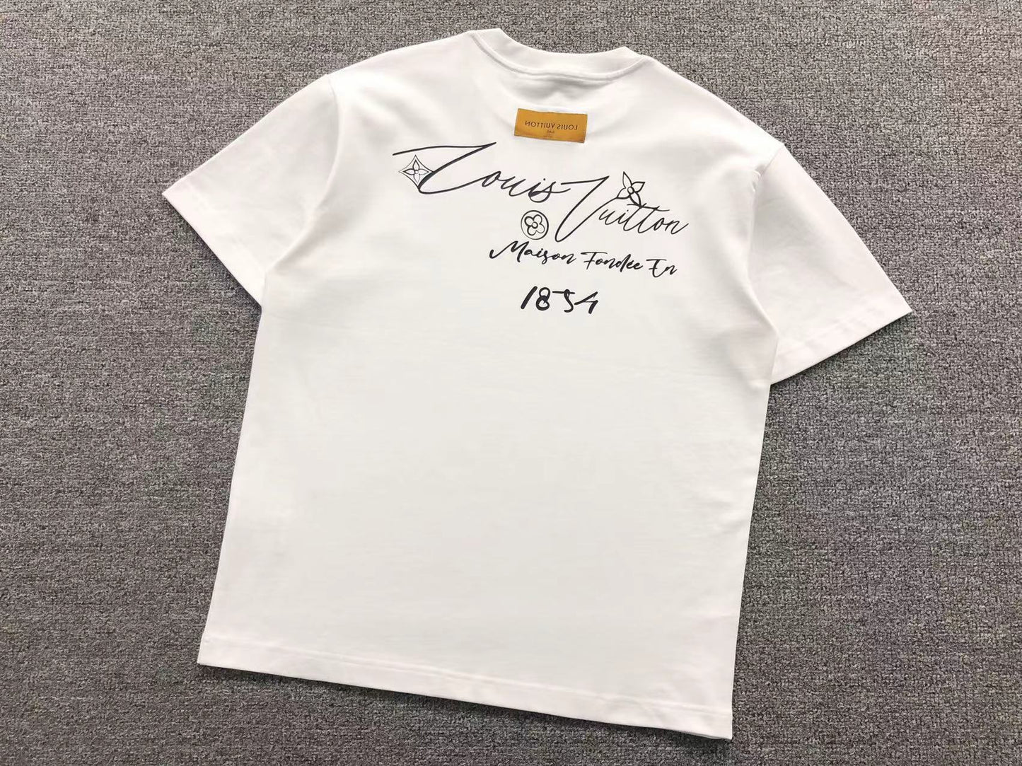 T-SHIRT LV