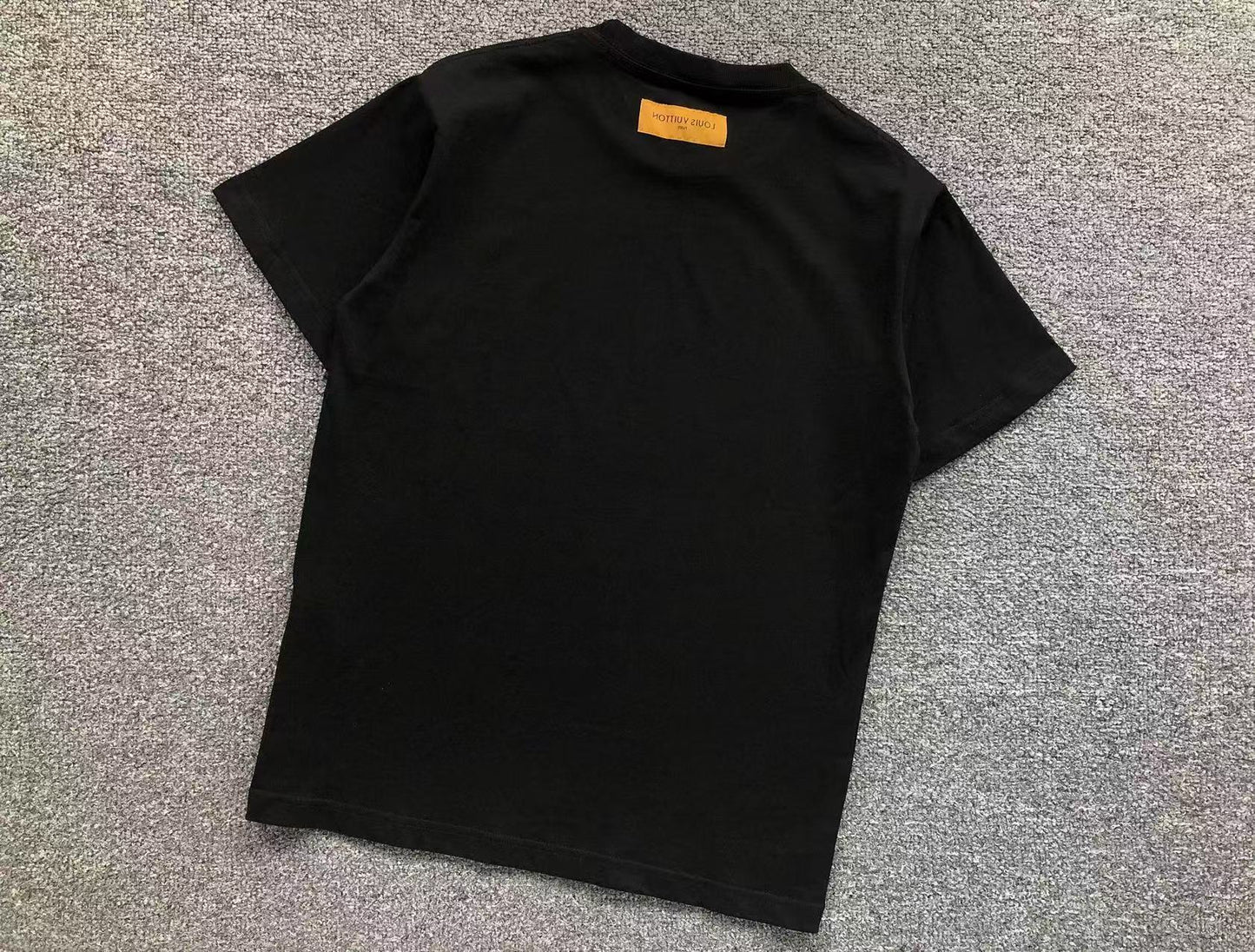 T-SHIRT LV