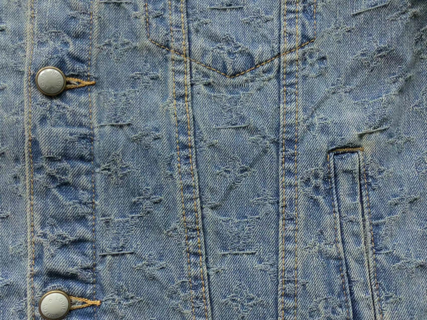 COMPLETO LV