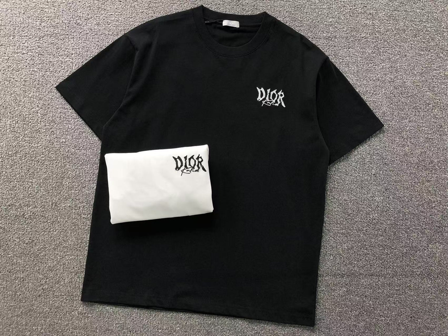 T-SHIRT DIOR