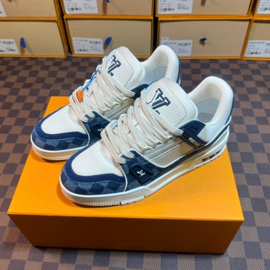 LV TRAINER
