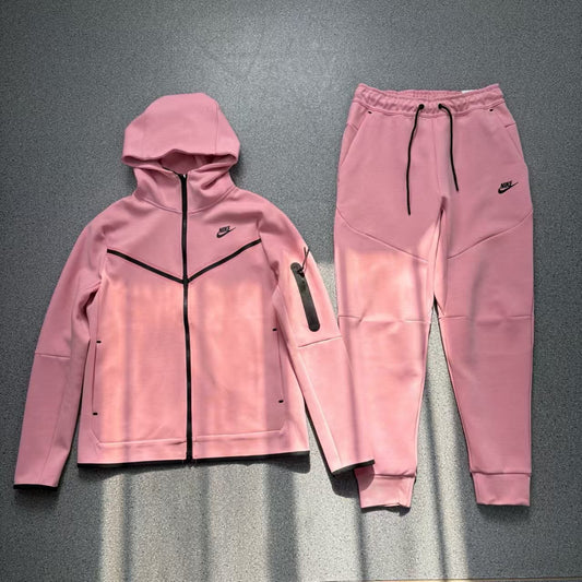 TUTA NIKE TECH FLEECE