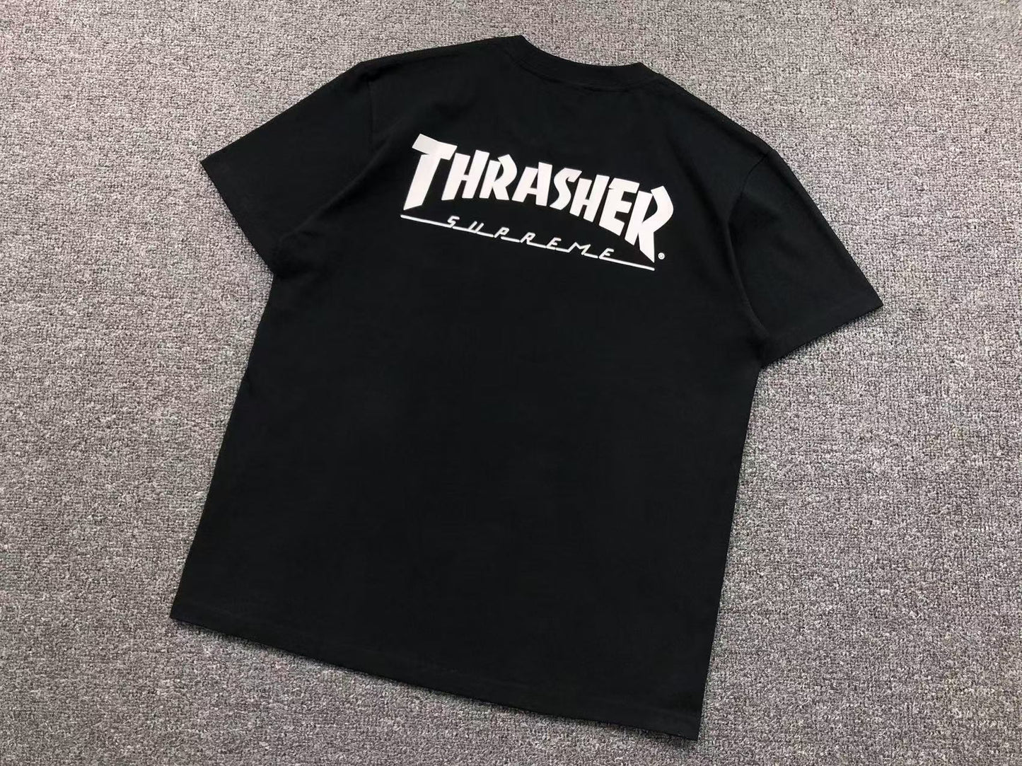 T-SHIRT SUPREME