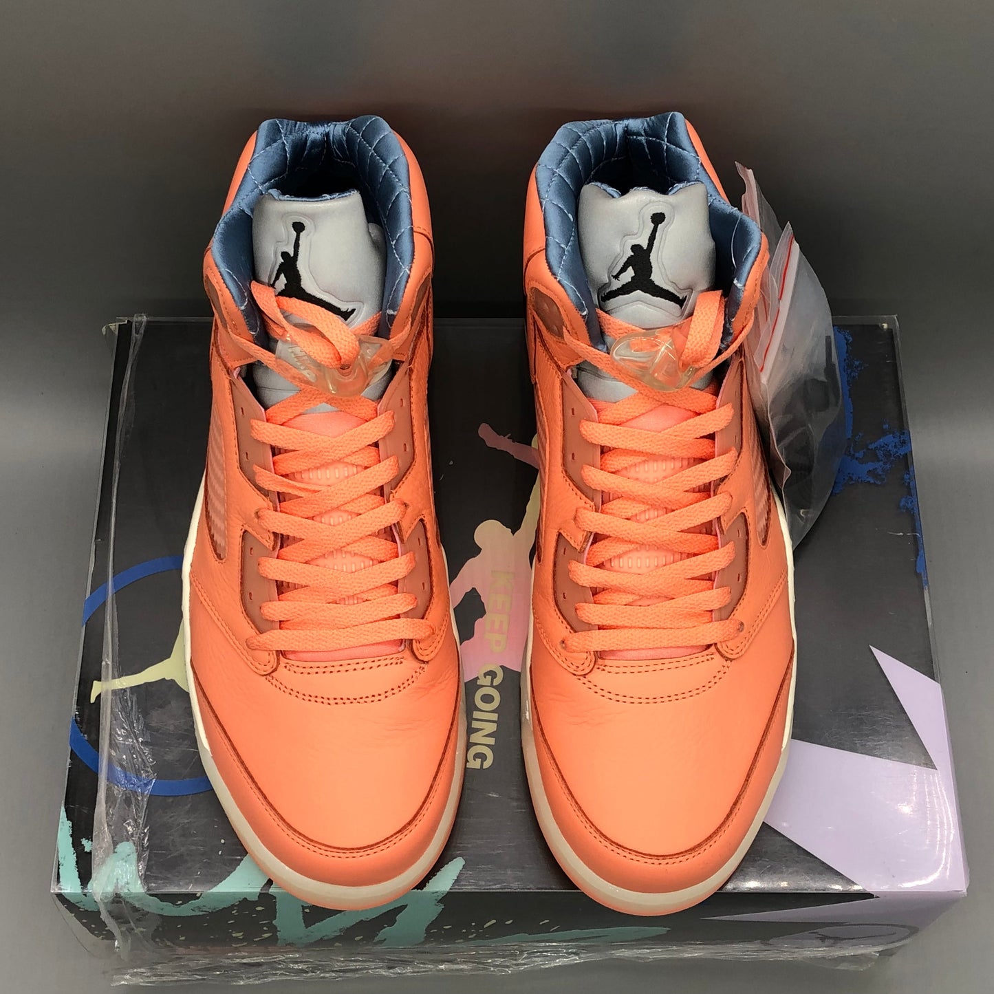 JORDAN 5
