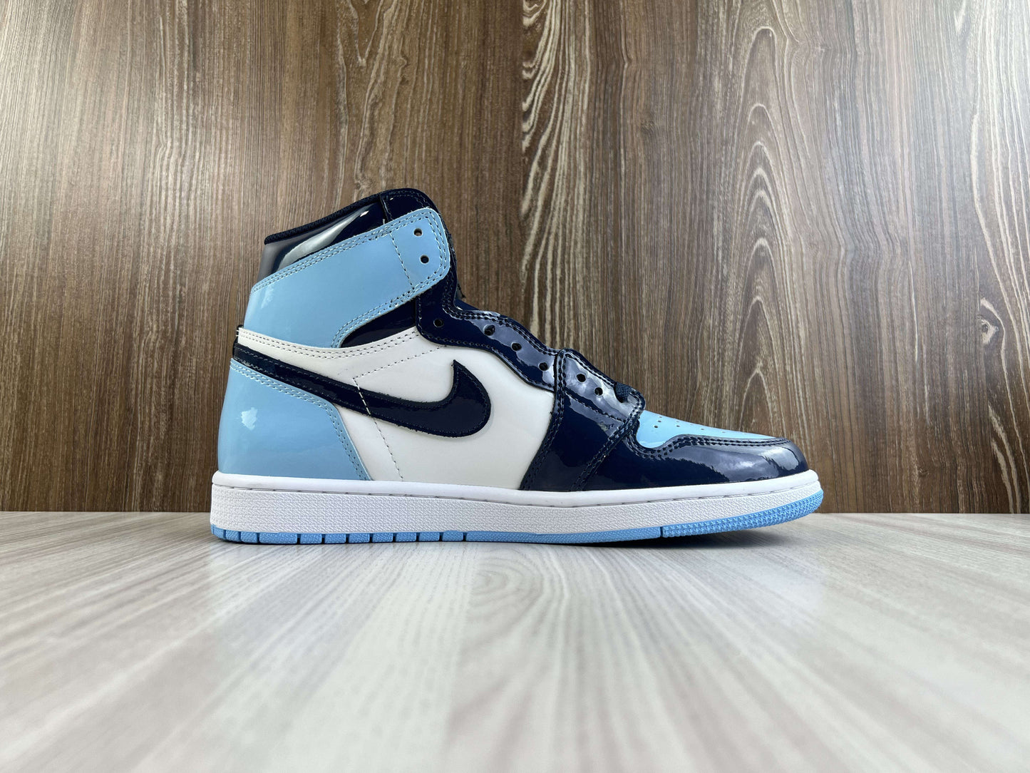 JORDAN 1