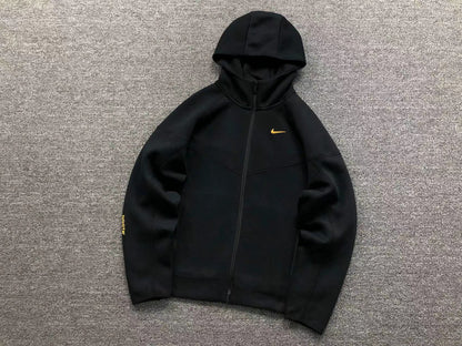 TUTA NIKE TECH FLEECE x NOCTA