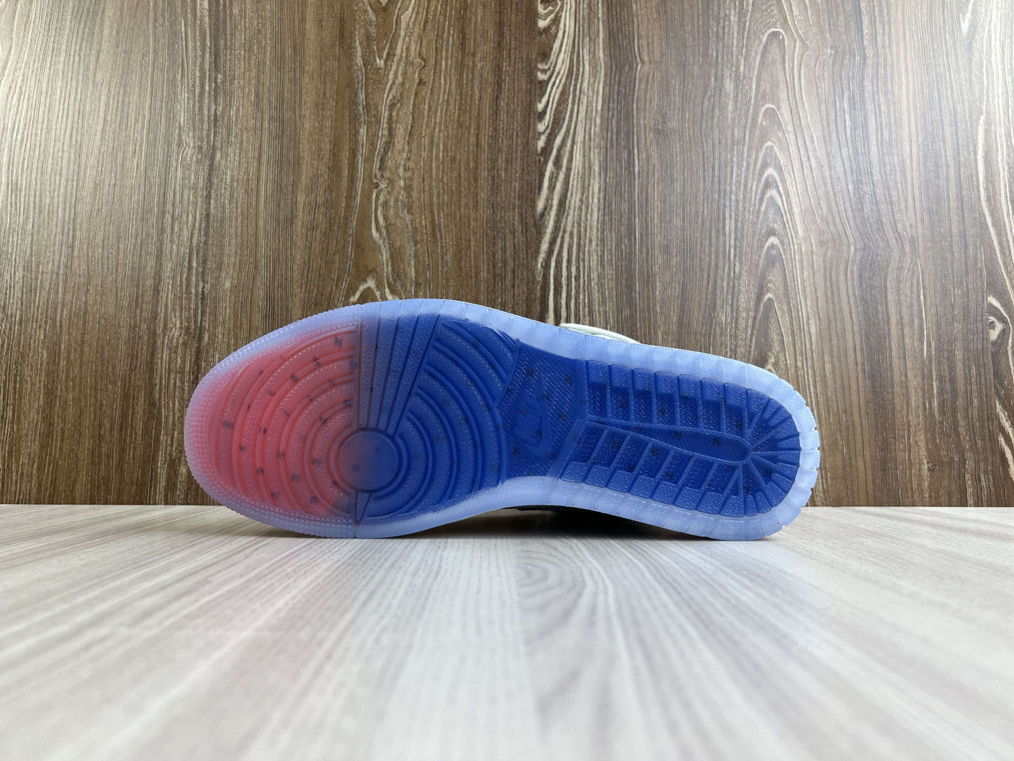JORDAN 1