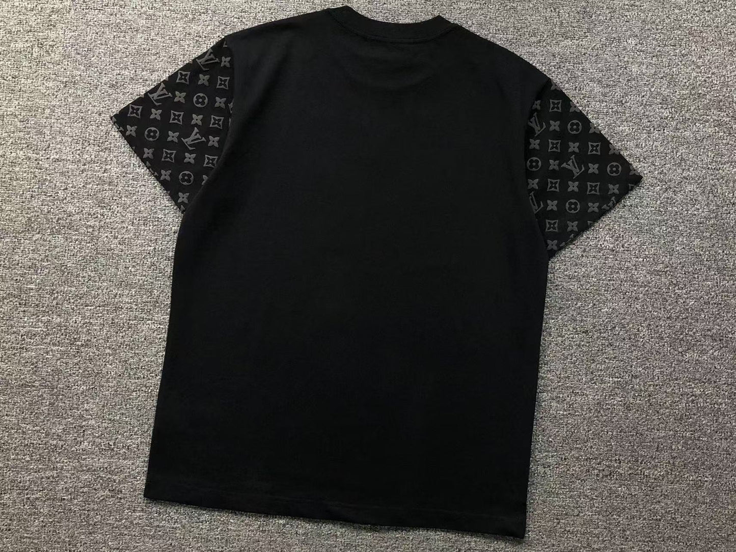 T-SHIRT LV