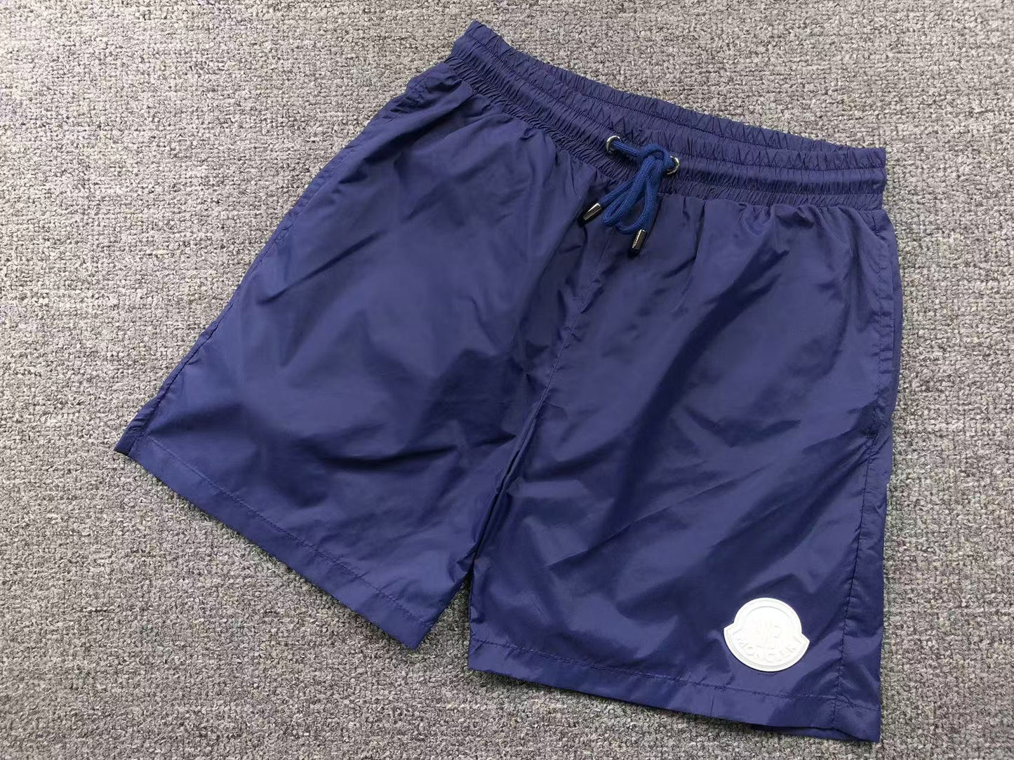 COSTUME MONCLER