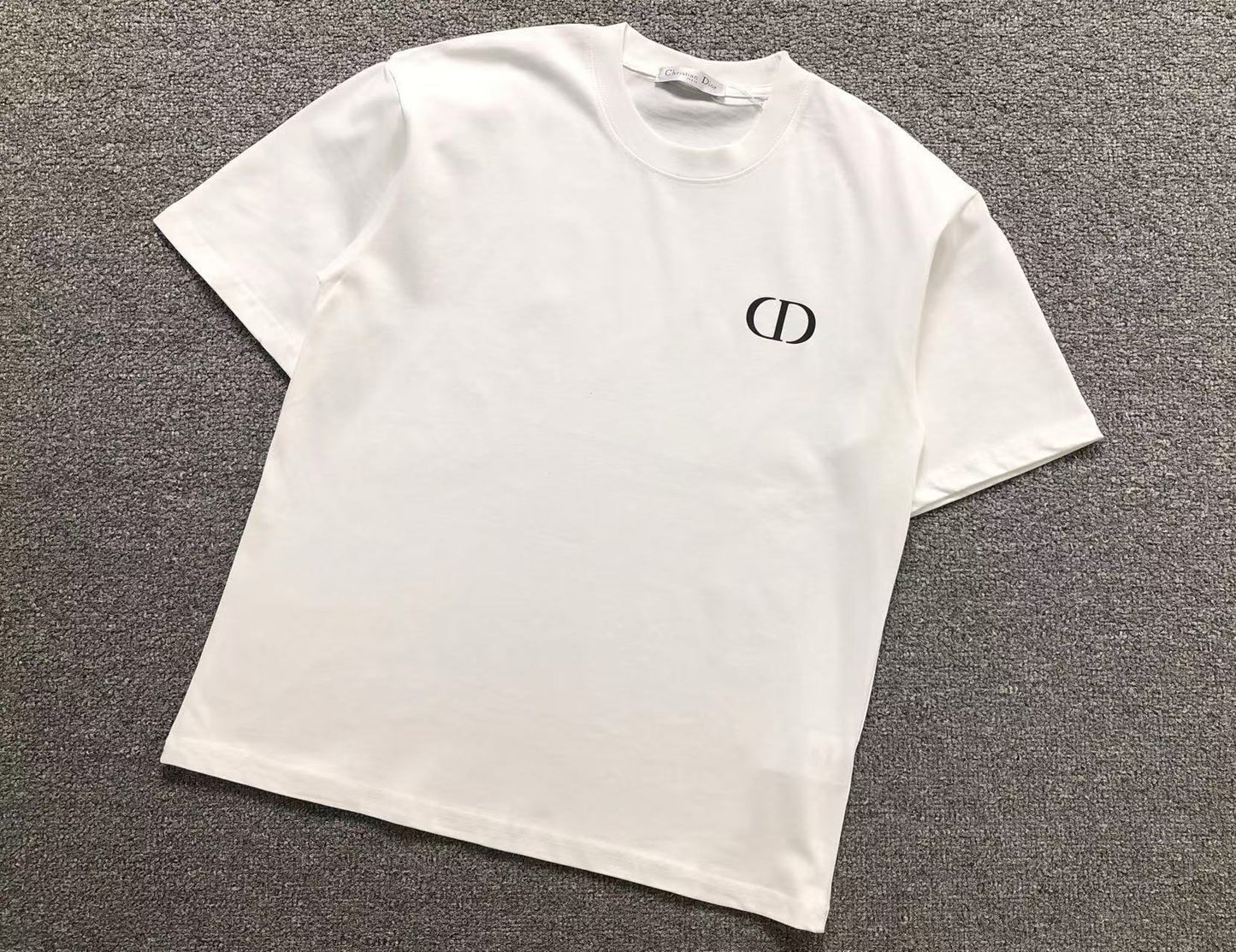 T-SHIRT DIOR