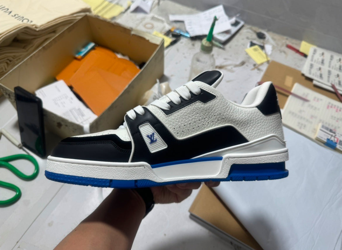 LV TRAINER