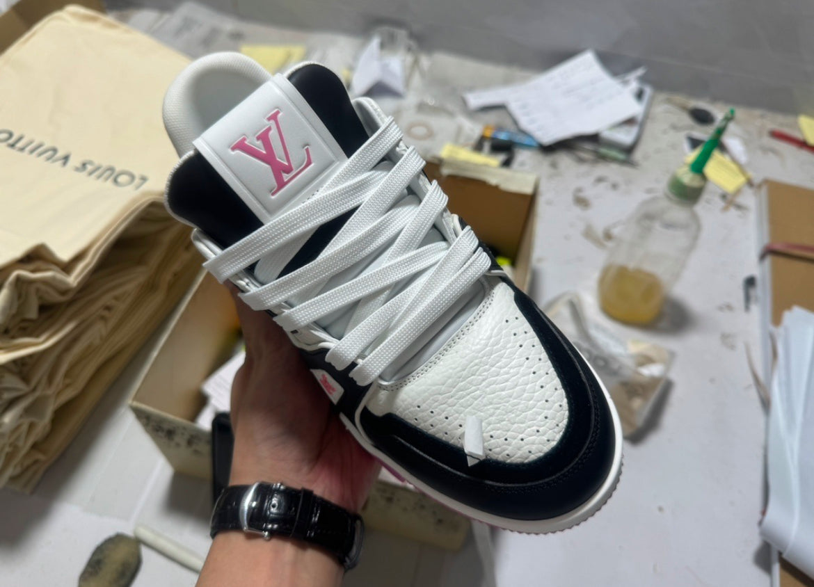 LV TRAINER