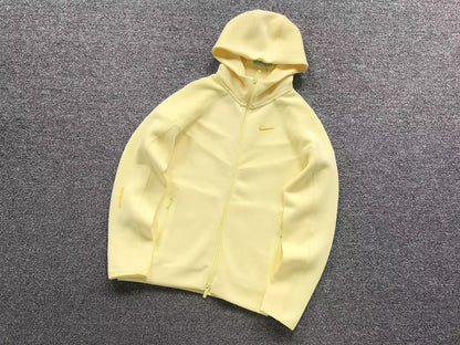 TUTA NIKE TECH FLEECE x NOCTA