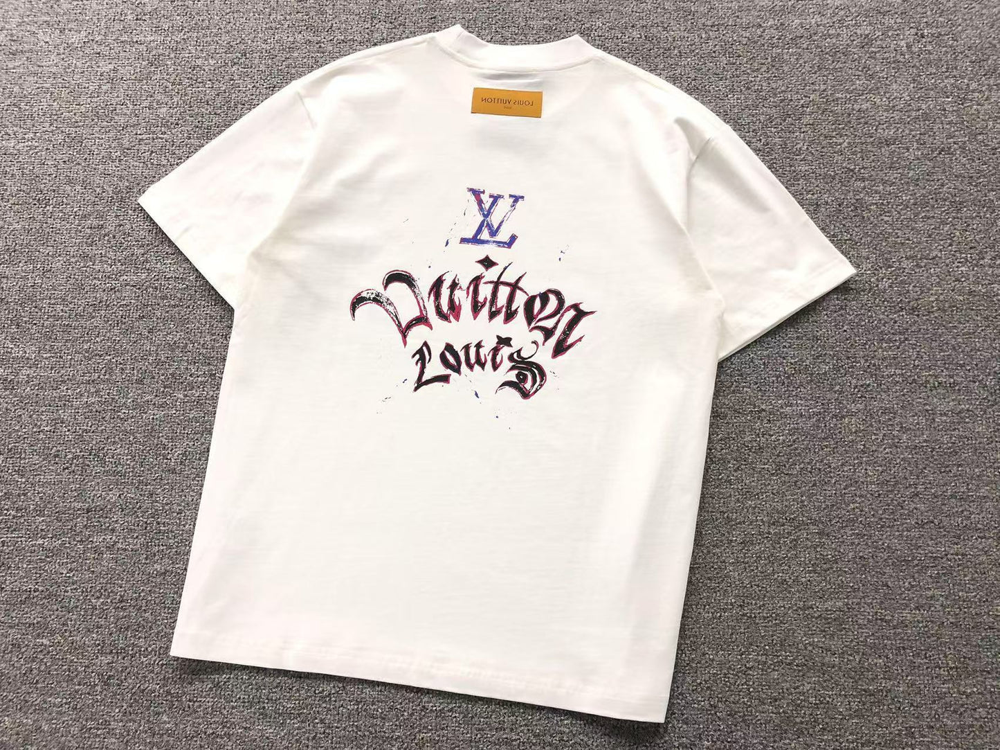 T-SHIRT LV