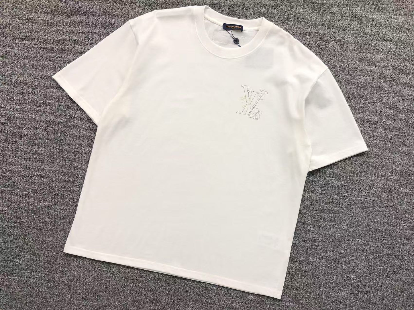 T-SHIRT LV