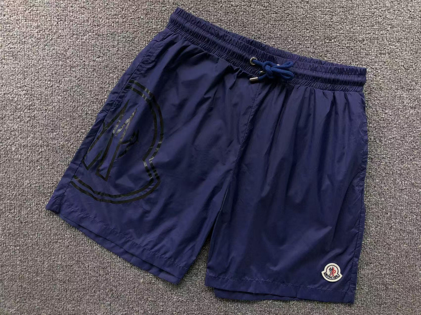 COSTUME MONCLER
